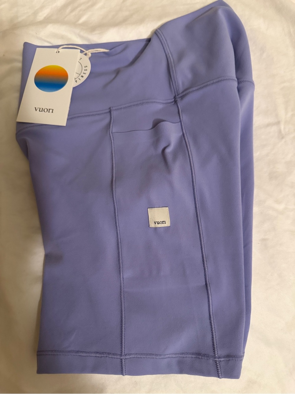 Brand NWT Vuori women’s lavender All the Form pocket shorts 6” size XS